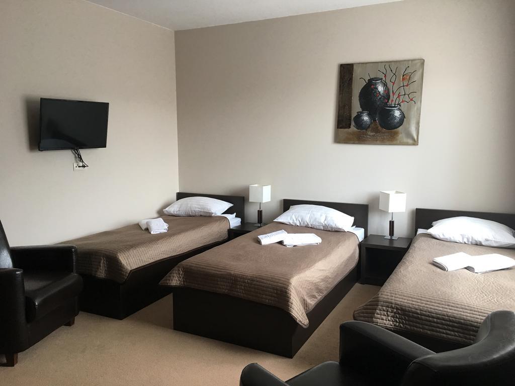 Hotel Zajazd Mazowsze Slupno ภายนอก รูปภาพ